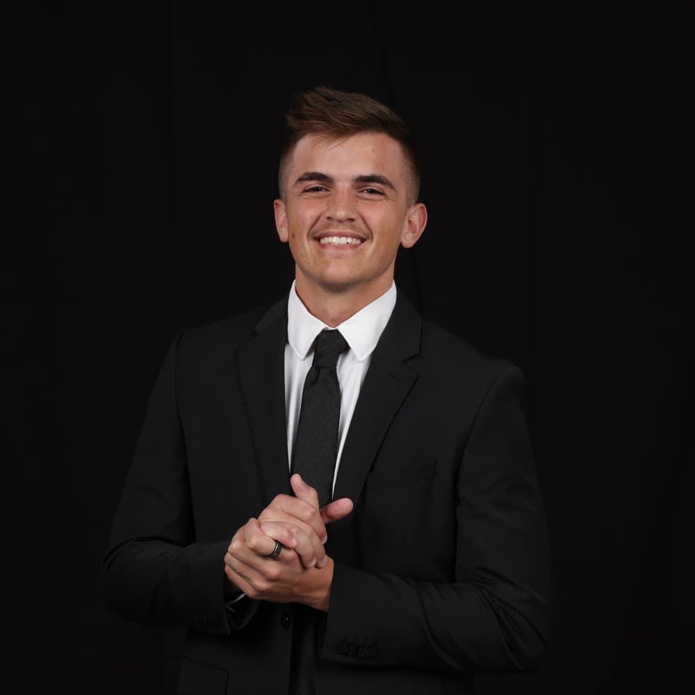 New York magician performing close-up magic